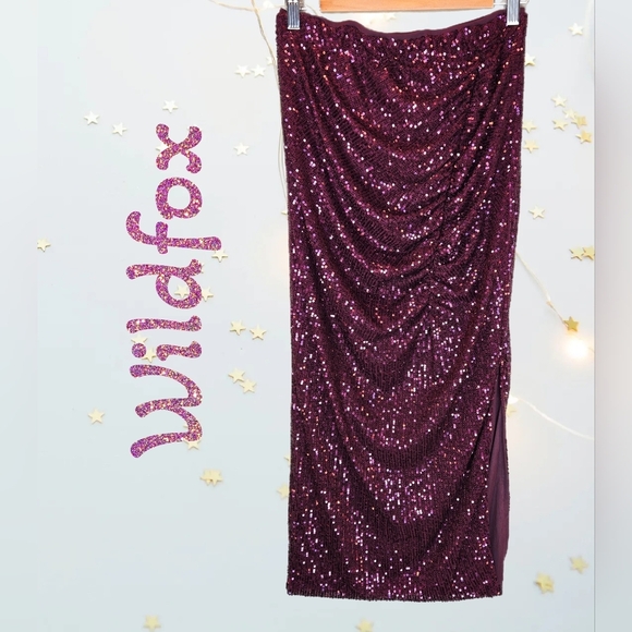 Wildfox Party Midi Maxi Skirt Sz M Purple Sequins Stretch Waist Ruch Front Slit - Picture 1 of 14
